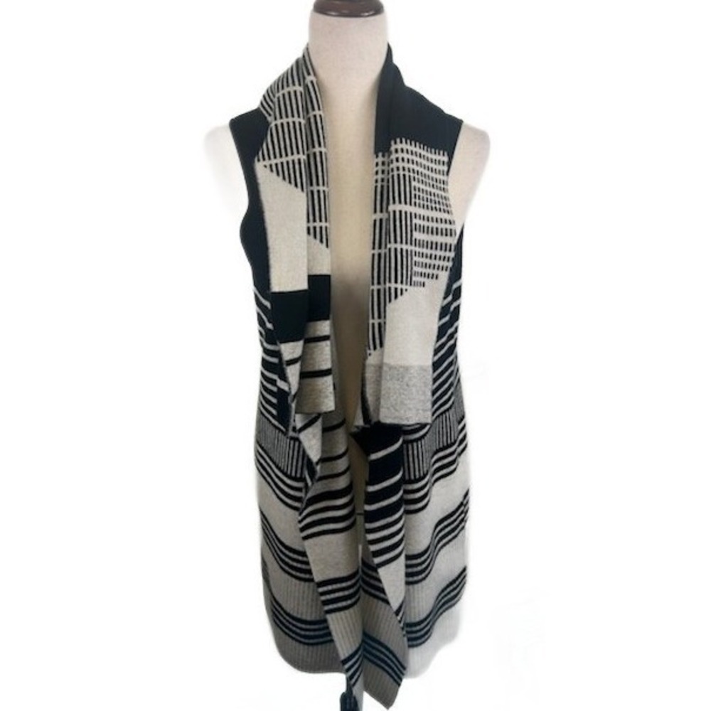 Vince. Women's Sweater Black 100% Cashmere Long Geometric Sleeveless Size Large